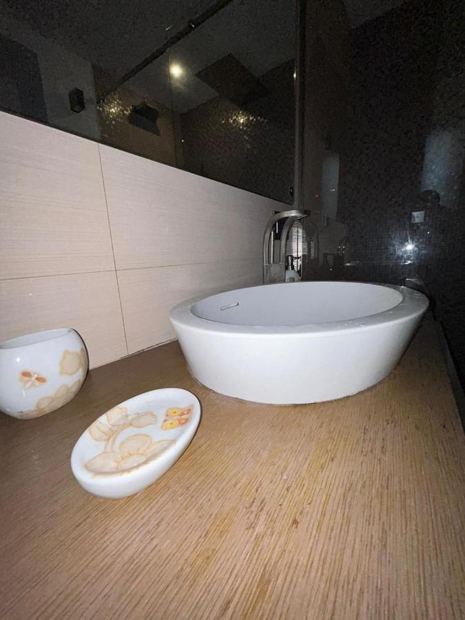 Prince Suite Palermo Exterior foto